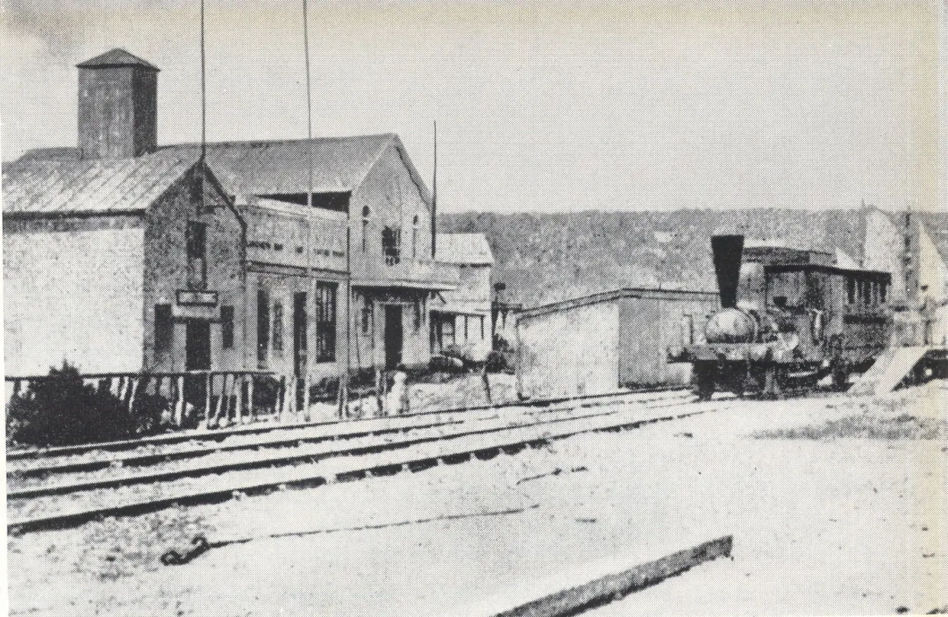 the-steam-locomotive-natal-at-the-point-durban-natal